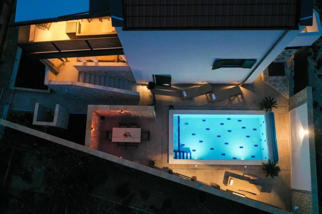 Apartment Vala, 4*, Sea View & Private Heated Pool Pridraga 외부 사진